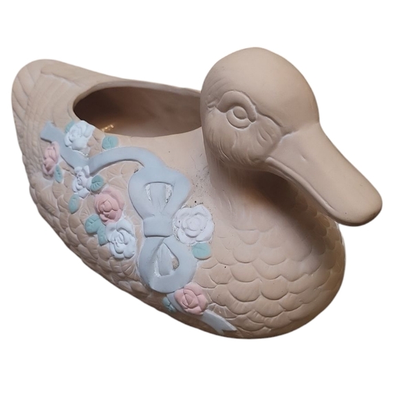 A.E.P Coquette Pink Roses Porcelain Duck - Picture 1 of 5